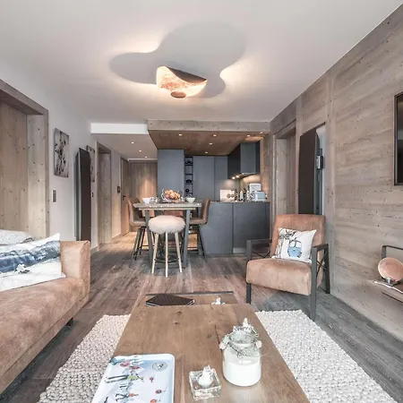 76m², 6-7 Pers, Village, Pied Des Pistes, Centre, Balcon, Spa, Parking, Wi-fi. - Fr-1-631-202 Apartment Courchevel